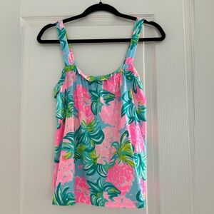 Size Small Lilly Jia floral print tank